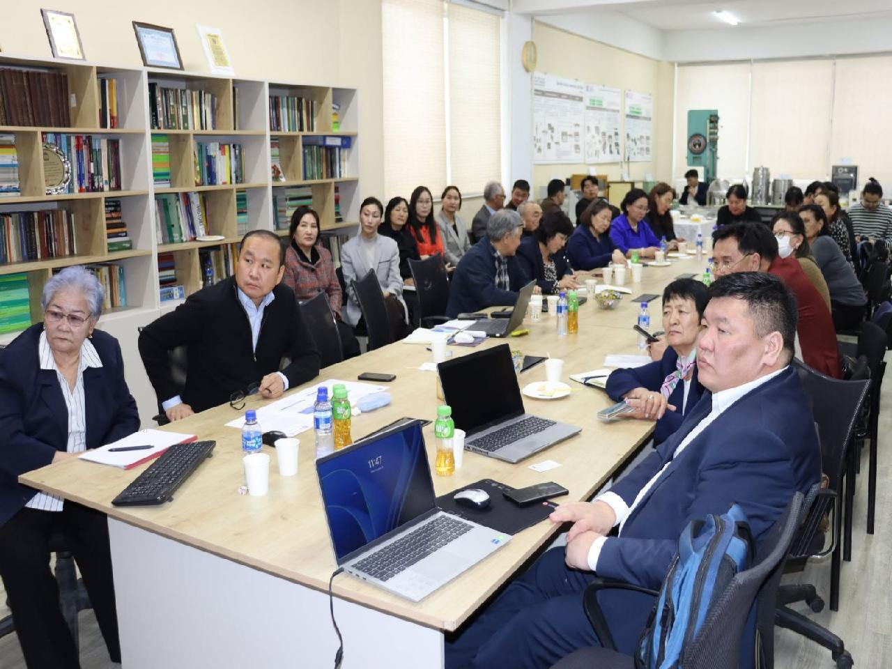 “Арьс ширний үйлдвэрлэлийн шинэ технологи, цаашдын чиг хандлага” сэдэвт эрдэм шинжилгээний хурал боллоо